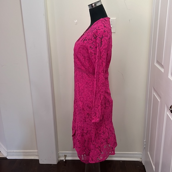 Venus Lace Symmetric Chic Lace Front Slit Dress Size 10 - Picture 4 of 15